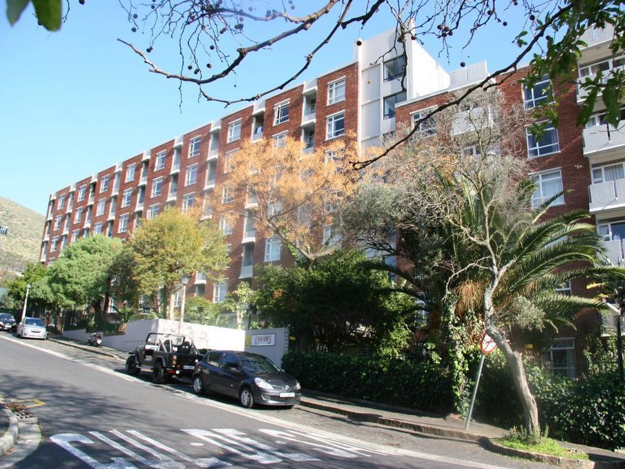 Hotel Cascades 609 & 706